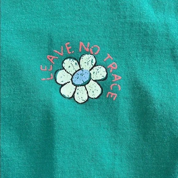 Urban outfitters oversized green Crewneck - Picture 2 of 8